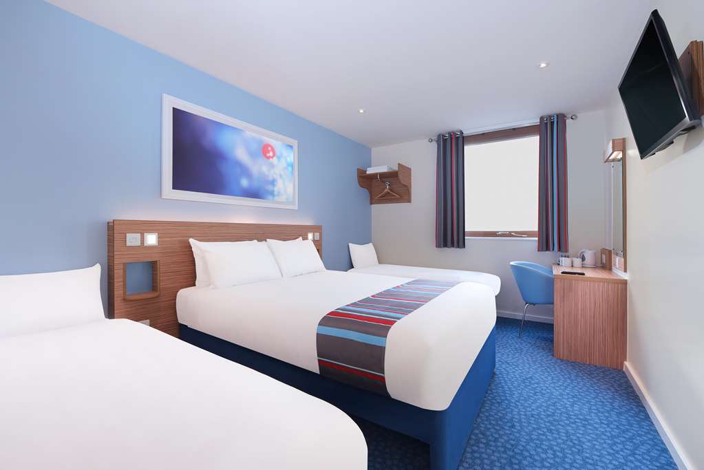 Travelodge Birmingham Yardley Ruang foto